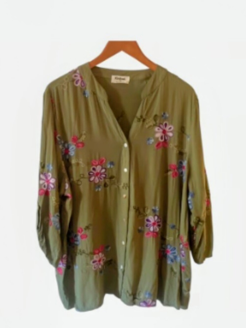 Kindred Sz 2X Olive Floral Rayon Embroidered Button-Down Blouse
